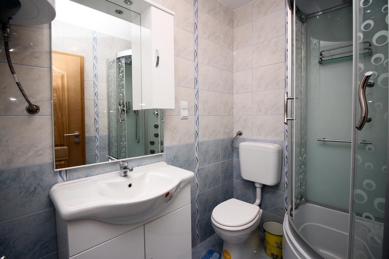 Apartments Koritnik Пунат Екстериор снимка