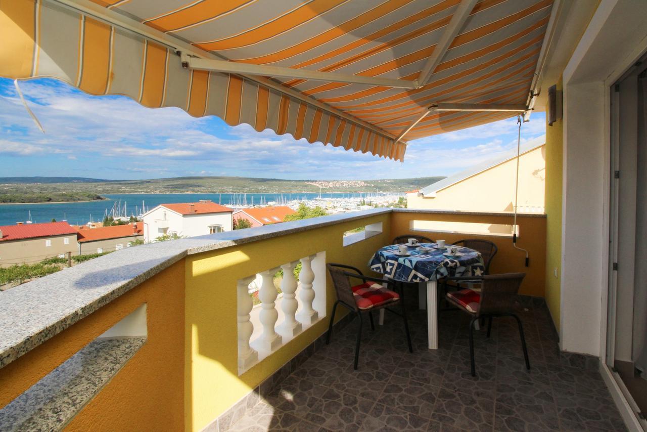 Apartments Koritnik Пунат Екстериор снимка